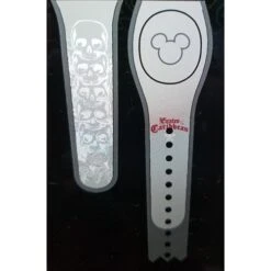 Disney Magicband 2 Bracelet - Customized - Pirates - Skulls